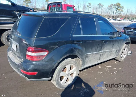 2010 Mercedes-Benz Ml 350 4Matic z USA, uszkodzony, nr VIN 4JGBB8GB2AA537212